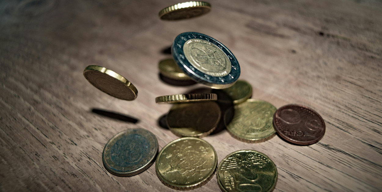 Inwestowanie monety a ich wartość - sprawdź, co warto wiedzieć!
