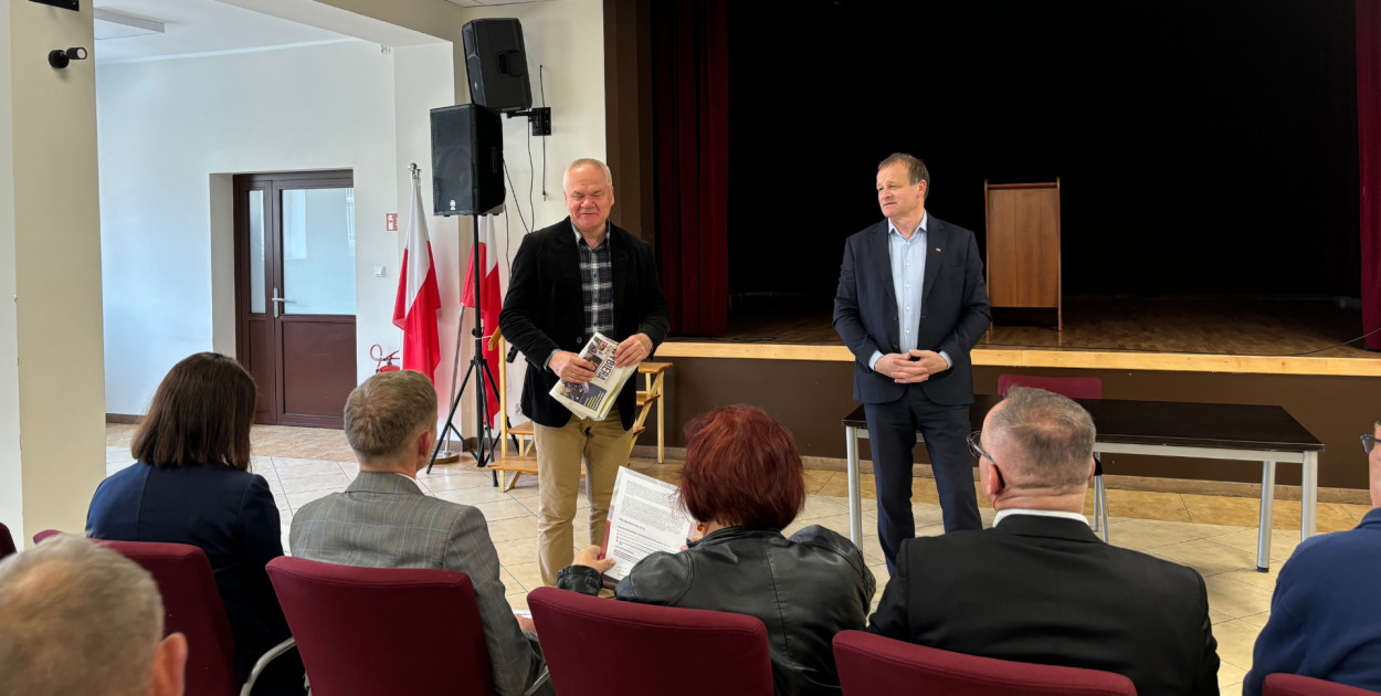 Poseł Zbigniew Dolata na spotkaniu z mieszkańcami Dolska.