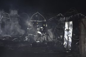 Pożar hal w Czaczu-4214