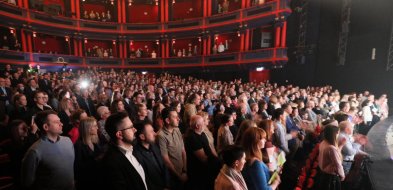 GU­­­S: w 2023 r. o 31,7 proc. wzrosła liczba widzów i słuchaczy w teatrach i inst-67327