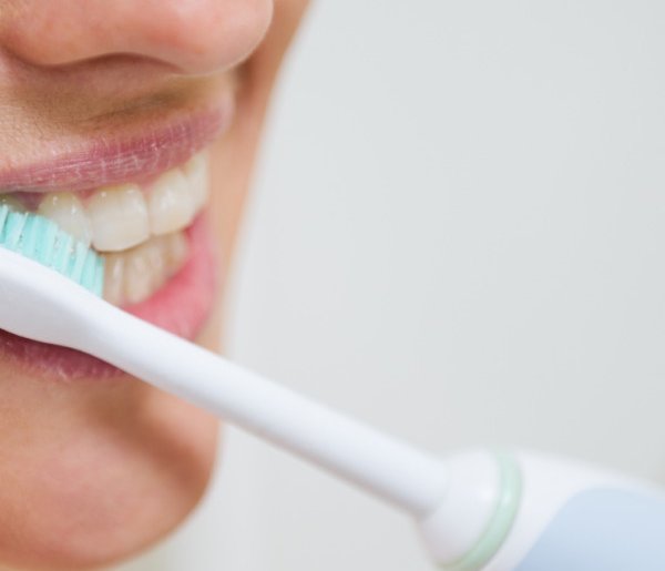 Polacy wciąż mają spory problem z myciem zębów-67334