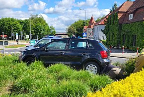 Kierująca Volkswagenem Polo zjechała z ronda w Śremie – możliwe zaśnięcie -80267