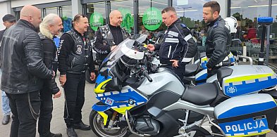 Zmieścimy się wszyscy - akcja motocyklistów przed marketem w Śremie-80383