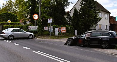 Groźny wypadek w Dolsku. Trzy osoby trafiły do szpitala-80399