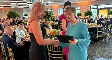 Śremski bank świętuje 175-lecie. Uroczysta gala w Czterech Koronach-81100