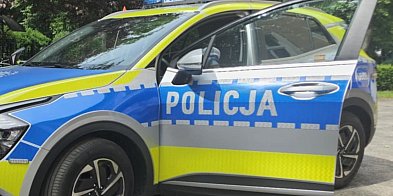 Straciła panowanie nad pojazdem i uderzyła nim w słup t-81185