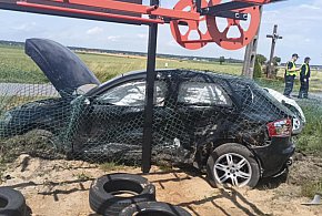Zignorował znak STOP i wjechał wprost pod nadjeżdżające auto. Ranna 19-latka-81398