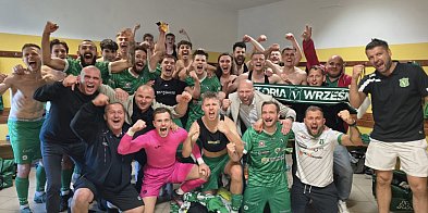 Victoria Września bohaterem Śremu. Warta zostaje w IV lidze!-81408