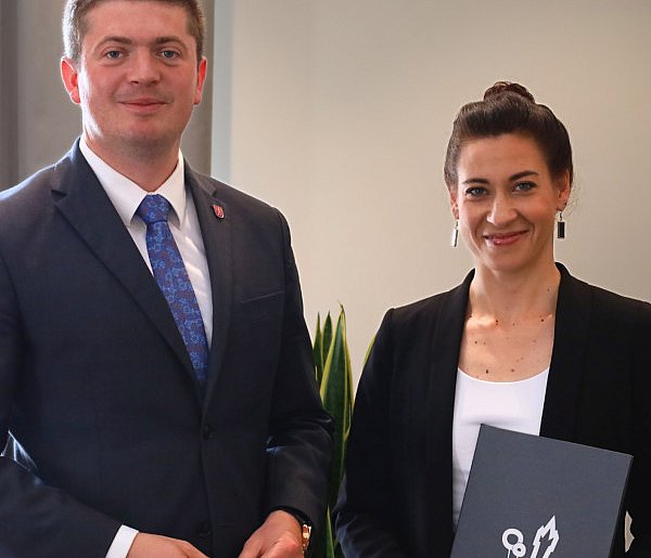 Burmistrz przyznał nagrody. Dyrektorzy śremskich jednostek uhonorowani-81450