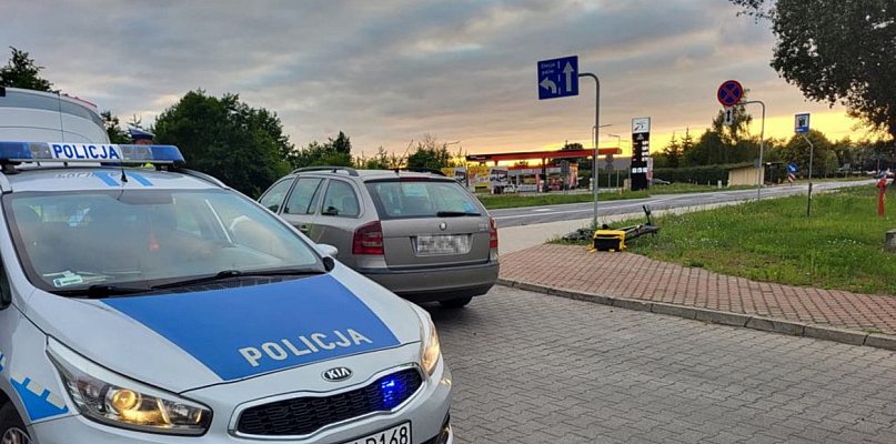 Kolizja samochodu z rowerzystą w Śremie na ulicy Gostyńskiej - 81454