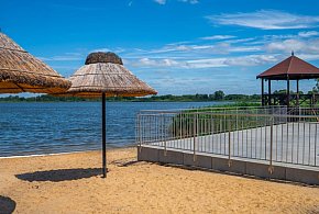 Wygląda prawie jak Madera! Okazuje się, że to plaża w sąsiedniej gminie-81588