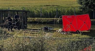 Wszedł do wody i już nie wypłynął. Tragiczny finał kąpieli w stawie-81612