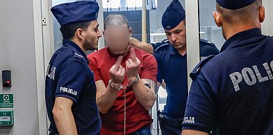 Proces zabójcy matki ks. Łukasza Słocińskiego. Prokuratura żąda dożywocia -81550