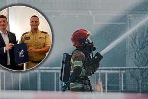 OSP Niesłabin ma powody do radości. Podpisano porozumienie z burmistrzem-81847