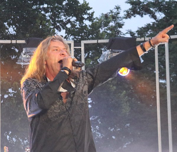 Grzegorz Kupczyk zrobił ogień! Rockowy wieczór podczas Dni Śremu 2025-81888