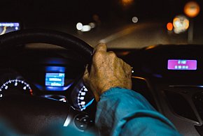 Pościg przez trzy powiaty! 28-letni Gruzin został złapany w Mszczyczynie-82525