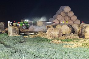 Pożar balotów w Borgowie-5747
