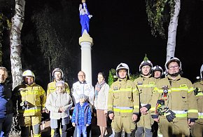 Odnowienie figury Matki Bożej w Chrząstowie-83562