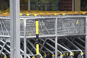 Czy 1 listopada zrobisz zakupy? Ten weekend zaskoczy wielu klientów-84018