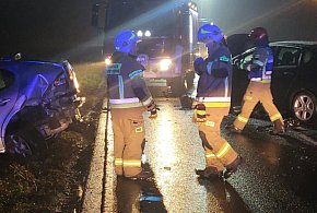 Poważny wypadek pod Gostyniem. Są ranni. Krajowa "dwunastka" zablokowana!-84035