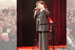 Eleni świętuje 50-lecie na scenie – niezapomniany koncert w Śremie-84233