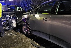 Trudne warunki na drogach – kolejna kolizja po opadach śniegu-84891