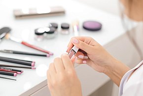 Nie używaj tych kosmetyków. GIS ostrzega przed produktami-84918