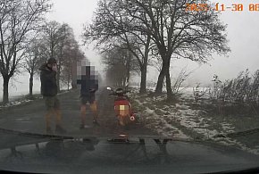 Czujność nawet po służbie! Zatrzymał pijanego motorowerzystę-84975