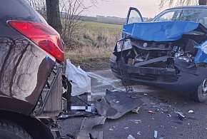 74-latek wjechał w auto mieszkańca powiatu śremskiego - Wypadek pod Kościanem-85467