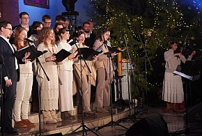 Rodzinne kolędowanie w Parafii bł. Michała Kozala. Potrójna uczta-86167