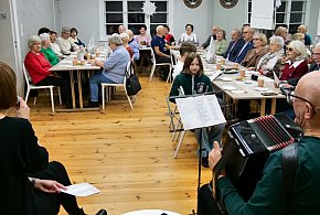 Magia wspólnego śpiewu w ŚOK. - Za nami wieczór „Kolęda i kawa”-86179