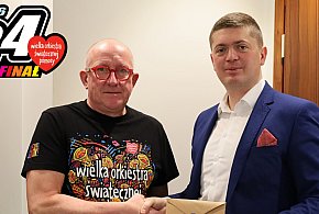 Śrem gra z WOŚP! - Burmistrz i sztab KRÓWKAmała łączą siły.-86263
