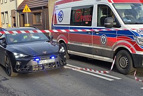 Nowa policyjna Cupra długo nie pojeździła. Wkrótce wróci z naprawy.