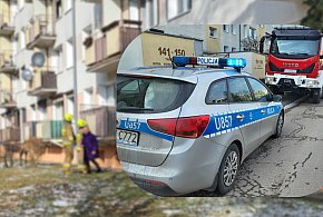 Siłowe otwarcie mieszkania na ul. Komorowskiego - Niepokój o bliską osobę