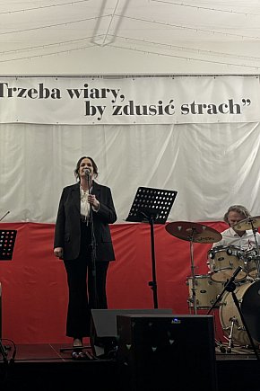 Wieczór pieśni i wspólnej pamięci w Dalewie-5660