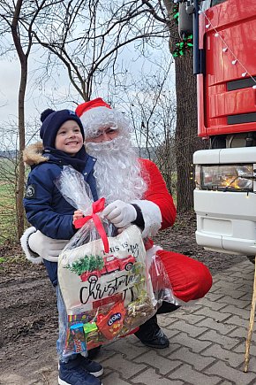 Mikołaj odwiedził dzieci w  Chrząstowie-5740
