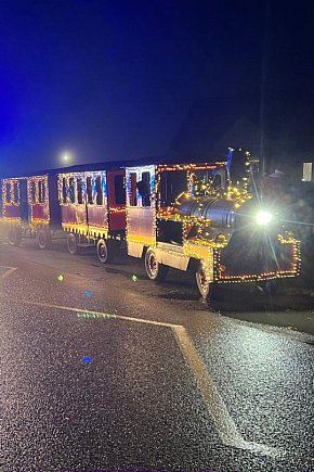 Do tych miejscowości dzisiaj  udał się św. Mikołaj pociągiem-5757