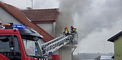 Pożar domu jednorodzinnego w Gostyniu - Walka strażaków trwała wiele godzin
