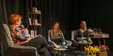 Literacki wieczór w "Słonku"! Śremskie pisarki zdradziły sekrety swojej pracy