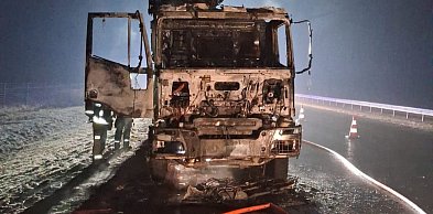 Pożar na trasie S5 pod Kościanem - Spłonęła kabina betoniarki