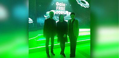 ZSR Grzybno w elicie polskiej edukacji! Wielki sukces na Gali FRSE w Warszawie