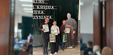 Śladami ks. Piotra Wawrzyniaka - Szkoła w Nochowie najlepsza w powiecie!