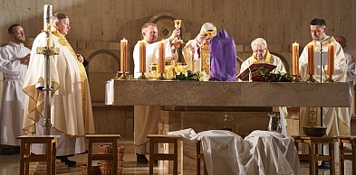 Wielki Czwartek: Obojętnie jaka jest nasza wiara, On tam jest naprawdę