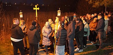 Wyruszyli w kierunku jeziora by rozważać mękę i śmierć Jezusa