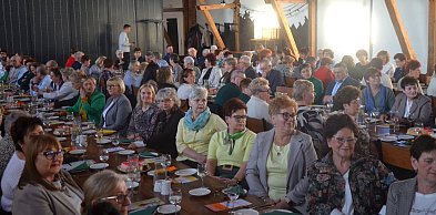 Wielkanocne spotkanie z przesłaniem. Studenci UEŚ świętowali w Jarosławkach!