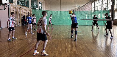 "Przez siatkówkę do Ekonoma!" - Turniej klas ósmych w ZSE