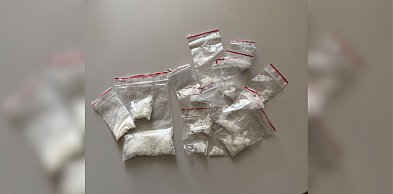 Weekendowe zatrzymania w powiecie. Policja zabezpieczyła nielegalne substancje