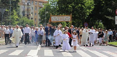 Uroczystość Bożego Ciała w powiecie śremskim - Harmonogramy Mszy i procesji