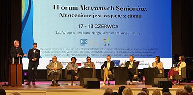 „Nieocenione jest wyjście z domu” - I dzień I Forum Aktywnych Seniorów w Śremie