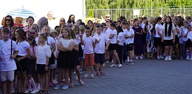 Uroczystości zakończenia roku szkolnego w Śremie - Tak żegnano uczniów w SP6